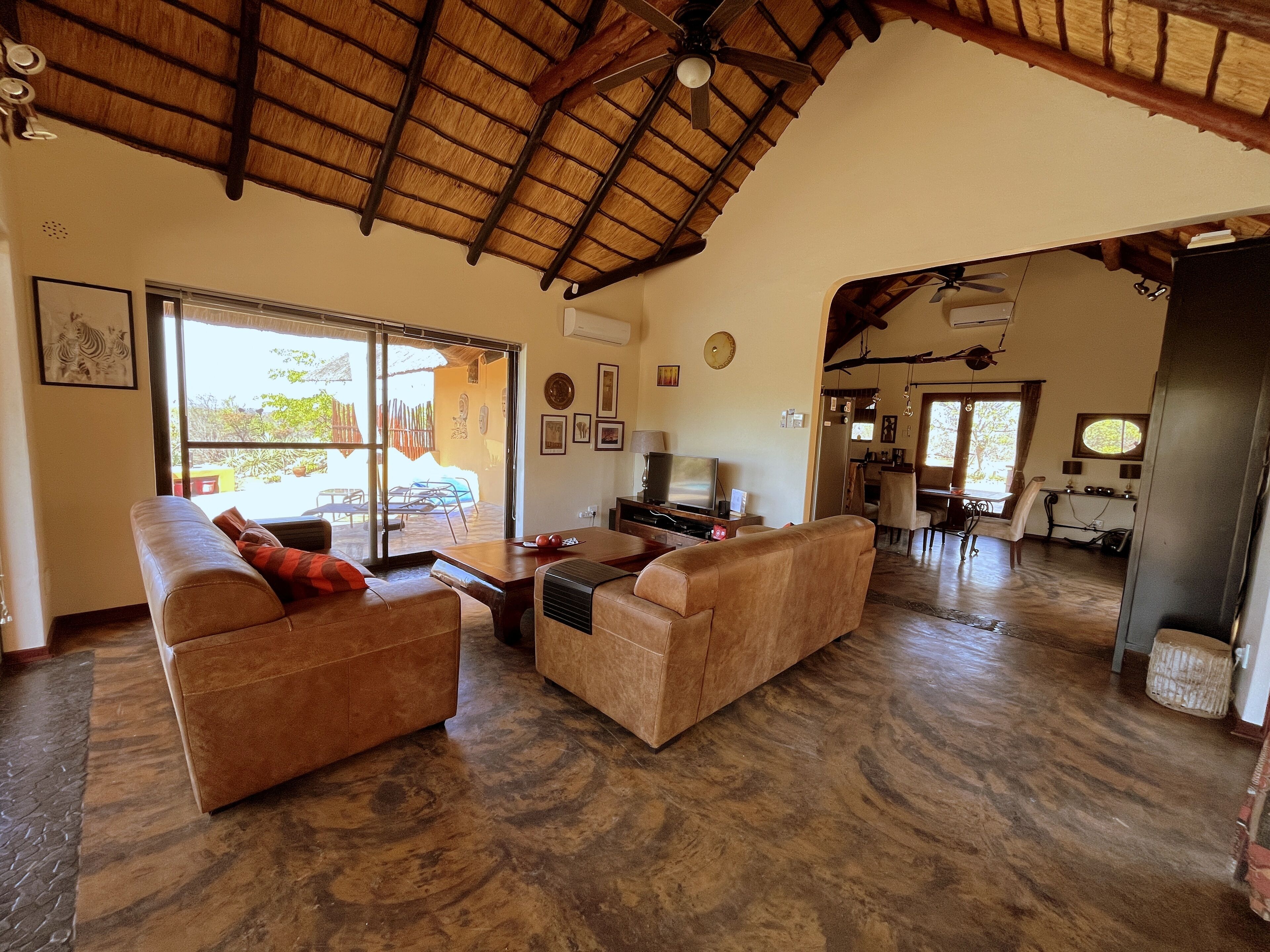 TV, DVD player, books, stereo