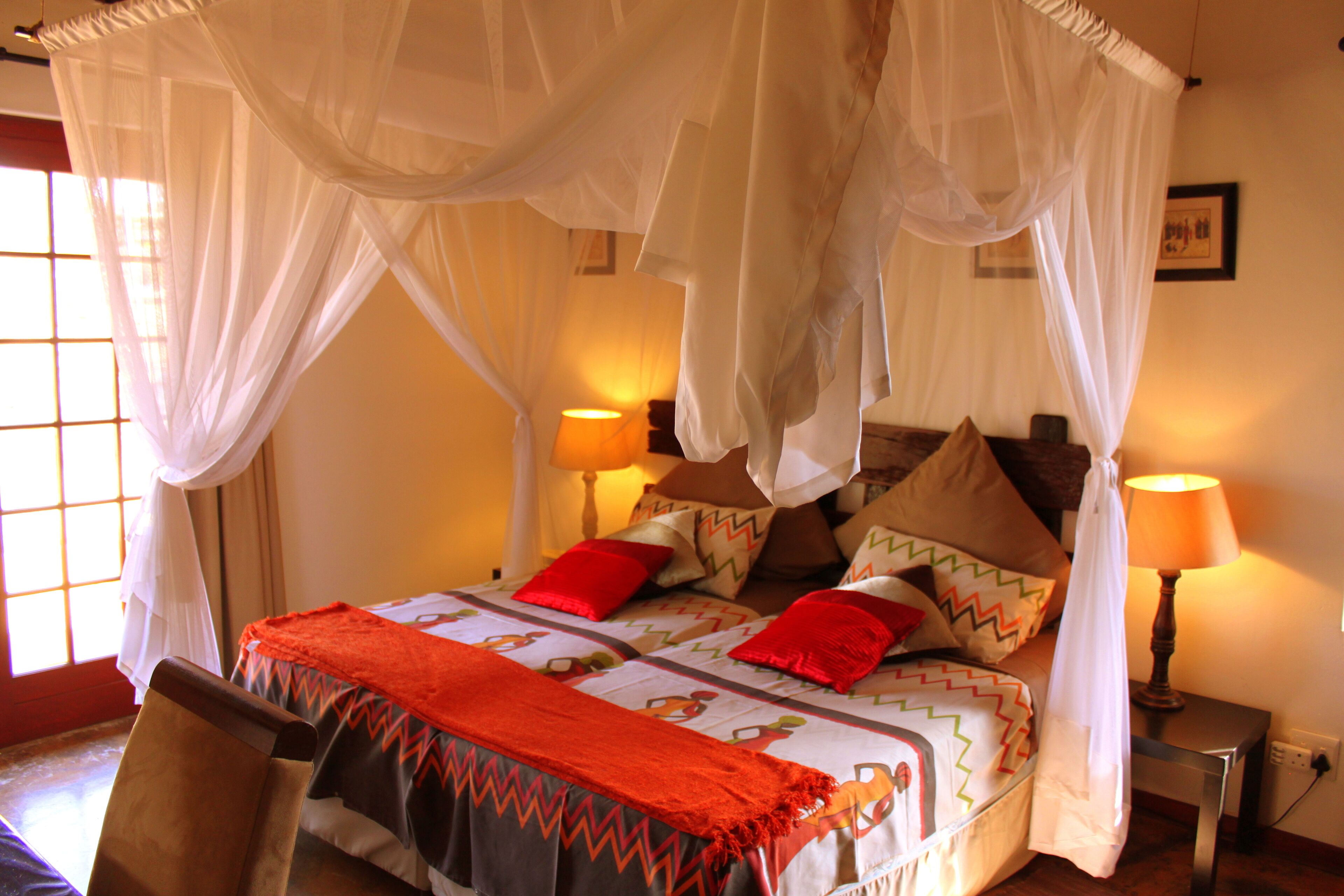 3 bedrooms, in-room safe, iron/ironing board, free WiFi