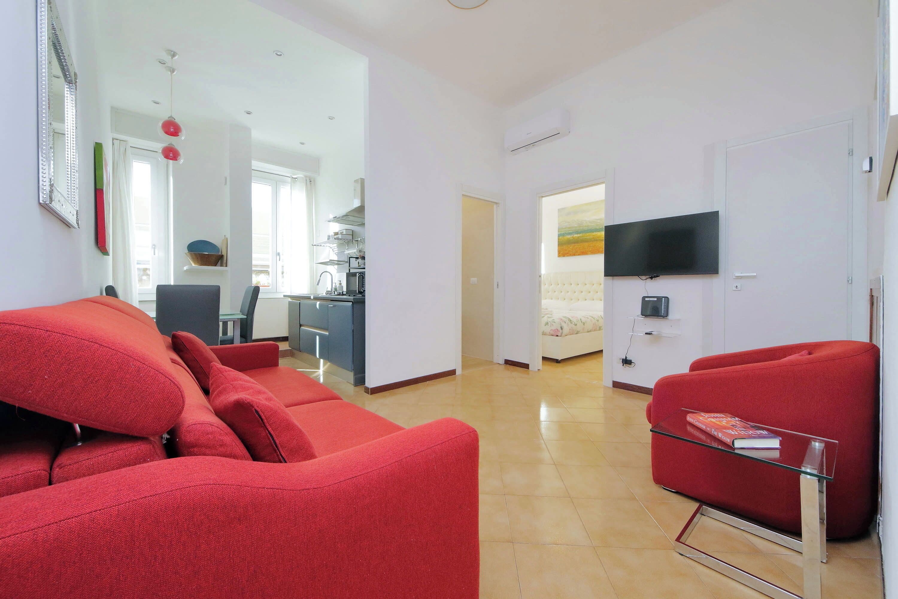 Fernseher, Kamin, DVD-Player, Bücher