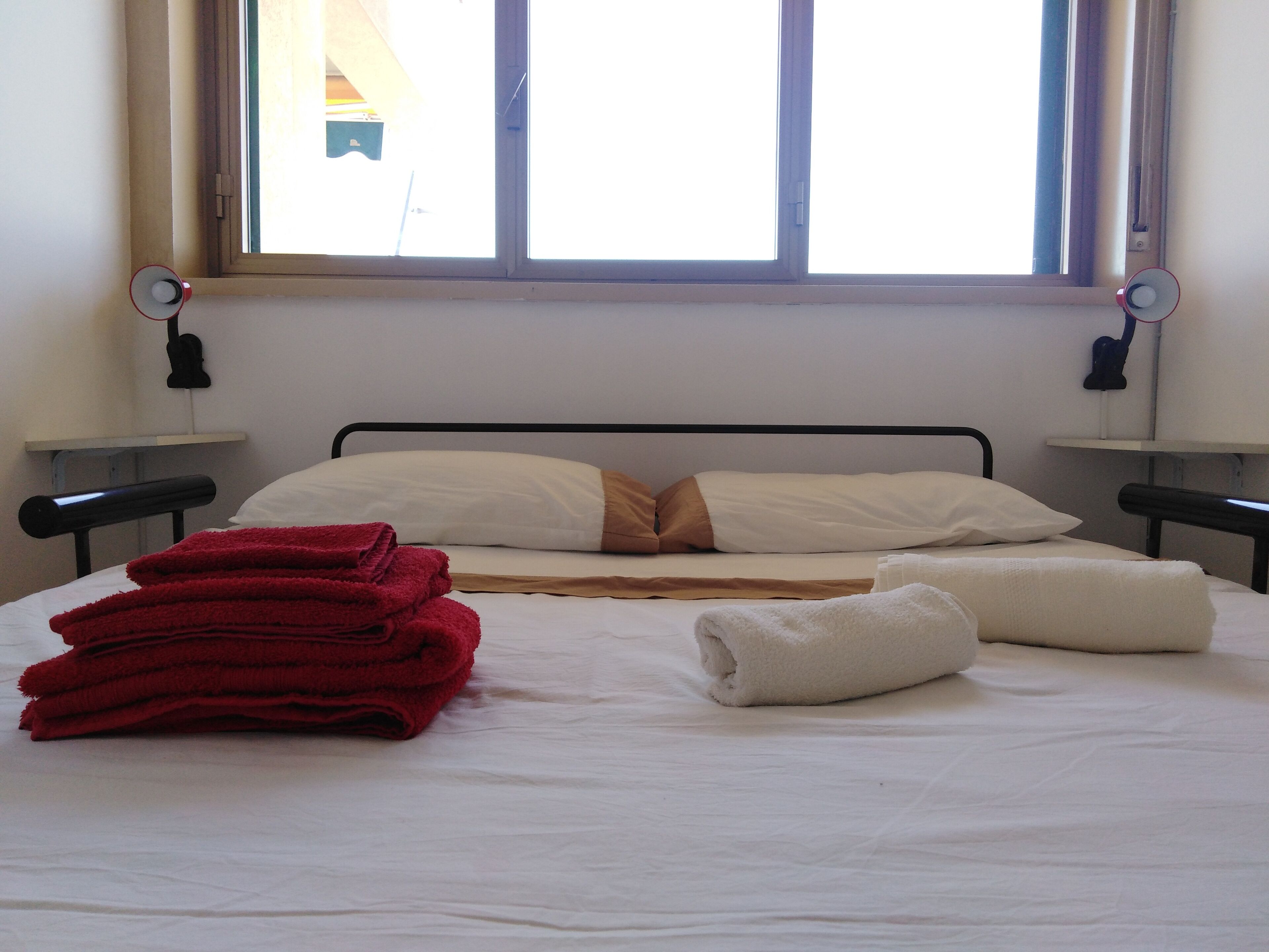 2 sovrum, strykjärn/strykbräda, internet och sängkläder