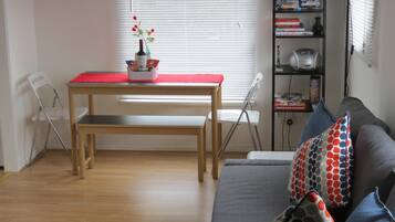 Smart TV, DVD player, music library, video library