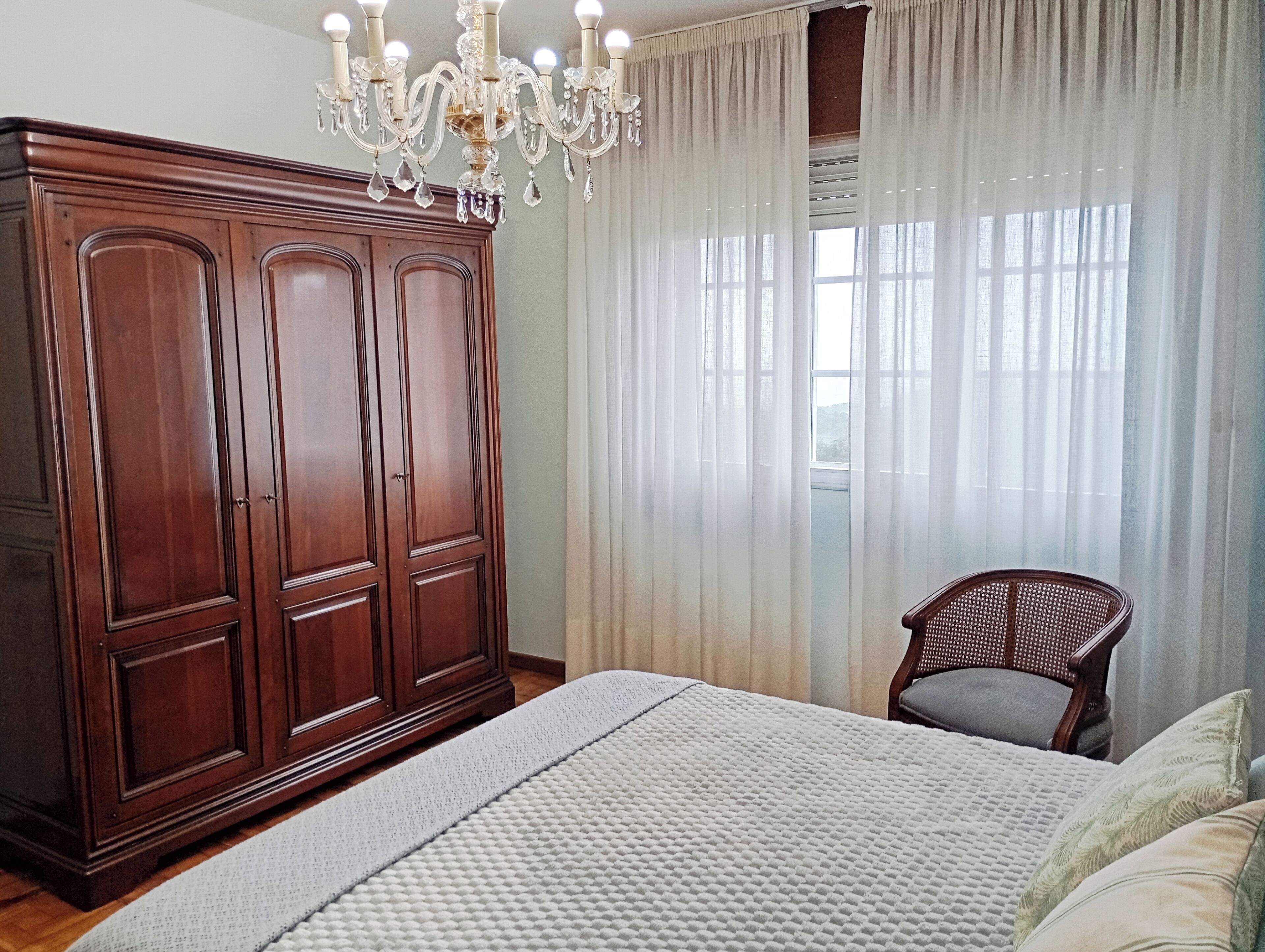 3 間睡房、熨斗/熨衫板、上網、床單