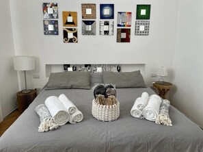 1 sovrum, strykjärn/strykbräda, gratis wi-fi och sängkläder