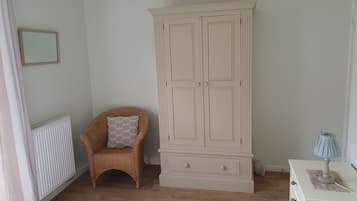 2 Schlafzimmer, Bügeleisen/Bügelbrett, Reisekinderbett, WLAN