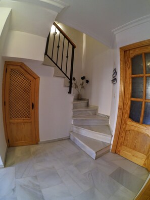 Interior - Quite spacious duplex with excellent location (Tarifa)