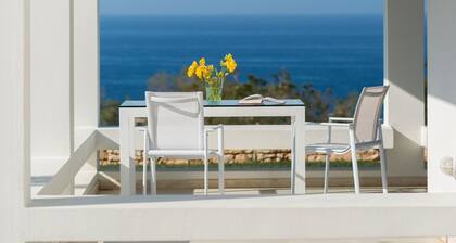 Parfait pour les couples, prÚs de la plage, tout neuf avec piscine privée