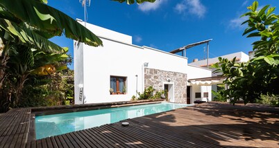 Traditional Canarian villa with private pool and tropical garden