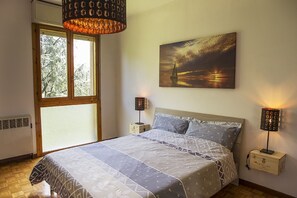 2 bedrooms, iron/ironing board, WiFi, bed sheets - Bellaria Park "Riverside" Residences (San Lazzaro di Savena)