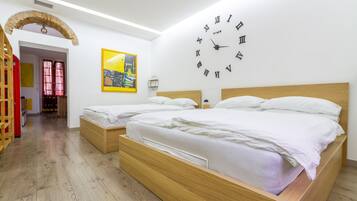 1 camera, ferro/asse da stiro, culla da viaggio, Wi-Fi gratuito