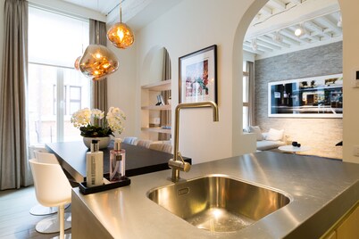 Beautiful House in the heart of the historical center of Antwerp