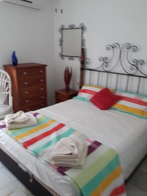 2 Schlafzimmer, Bügeleisen/Bügelbrett, WLAN, Bettwäsche