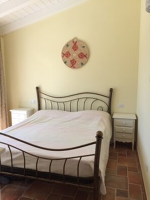 3 bedrooms, iron/ironing board, WiFi
