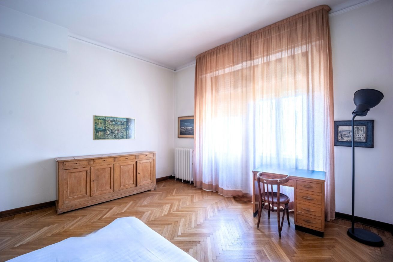 2 bedrooms, in-room safe, iron/ironing board, free WiFi