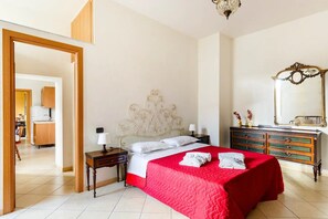 1 bedroom, iron/ironing board, free WiFi, bed sheets