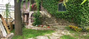 Typical farmhouse in Tuscany "The Tobacconist"