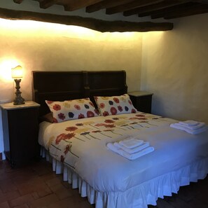 2 bedrooms, iron/ironing board, travel crib, free WiFi