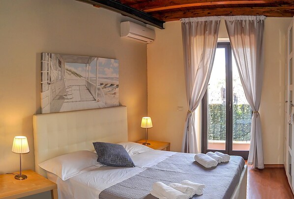 2 Schlafzimmer, Bügeleisen/Bügelbrett, WLAN, Bettwäsche