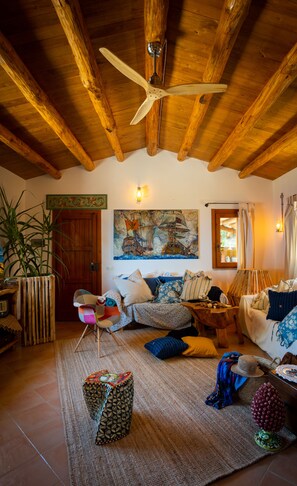 Smart TV - TERRE DI BEA COTTAGE BY THE SEA CEFALU' SICILY WITH PRIVATE POOL
PANORAMIC VIEW  (cefalu)
