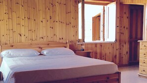 3 Schlafzimmer, Reisekinderbett, WLAN, Bettwäsche