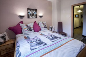 3 Schlafzimmer, Bügeleisen/Bügelbrett, Reisekinderbett, kostenloses WLAN