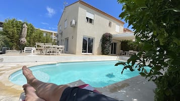 Piscine extérieure, piscine chauffée