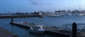 Au grand calme - 1er étage villa indépendant avec jardin - 150 m plage
