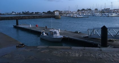 Ruhig, Meerblick - 1. Etage unabhängige Villa mit Garten - 150 m Strand