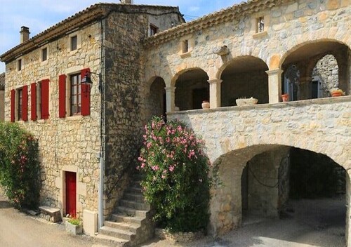 GITE DE BABETH: lähellä Vallon Pont d'Arc, oleskelu perheen, ystävien kanssa, ARDECHE