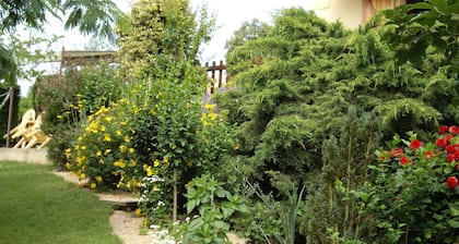 Tour Périgourdine, Havre de Paix, Sarlat, Private swimming pool, Close to amenities