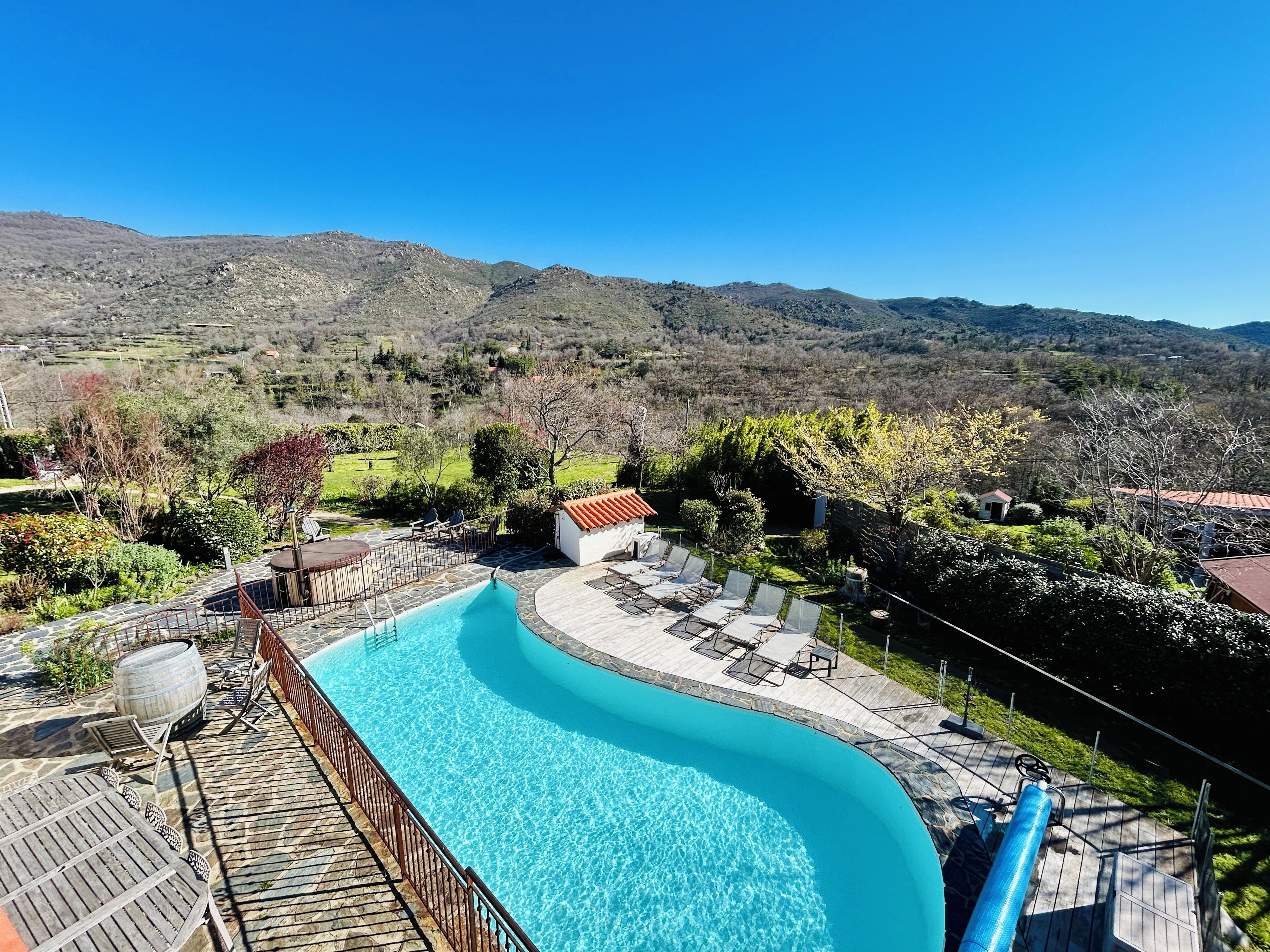Outdoor pool, a heated pool