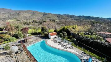 Piscina externa, piscina aquecida