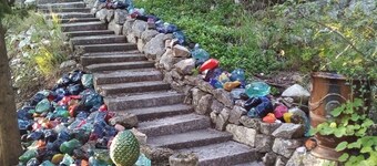 Our lady of the angles, a house located on the hill with pool and piano