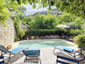 Pool - Gîte le chat vert. The most beautiful villages in France  (Robion)
