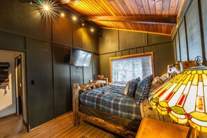 3 chambres, fer et planche à repasser, lit parapluie, Wi-Fi gratuit