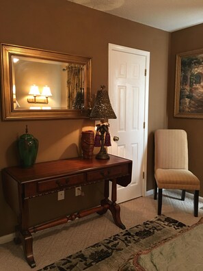 Interior -  2BR Luxurious Suite monthly rental in the Center of Greenville (Greenville)