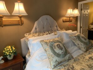 2 bedrooms, iron/ironing board, free WiFi, bed sheets -  2BR Luxurious Suite monthly rental in the Center of Greenville (Greenville)