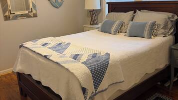 3 chambres, fer et planche à repasser, Wi-Fi gratuit, draps fournis