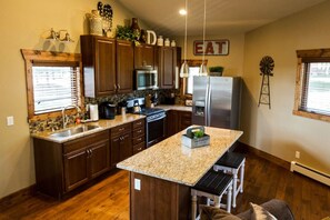 冰箱、意式浓缩咖啡机、茶具/咖啡用具