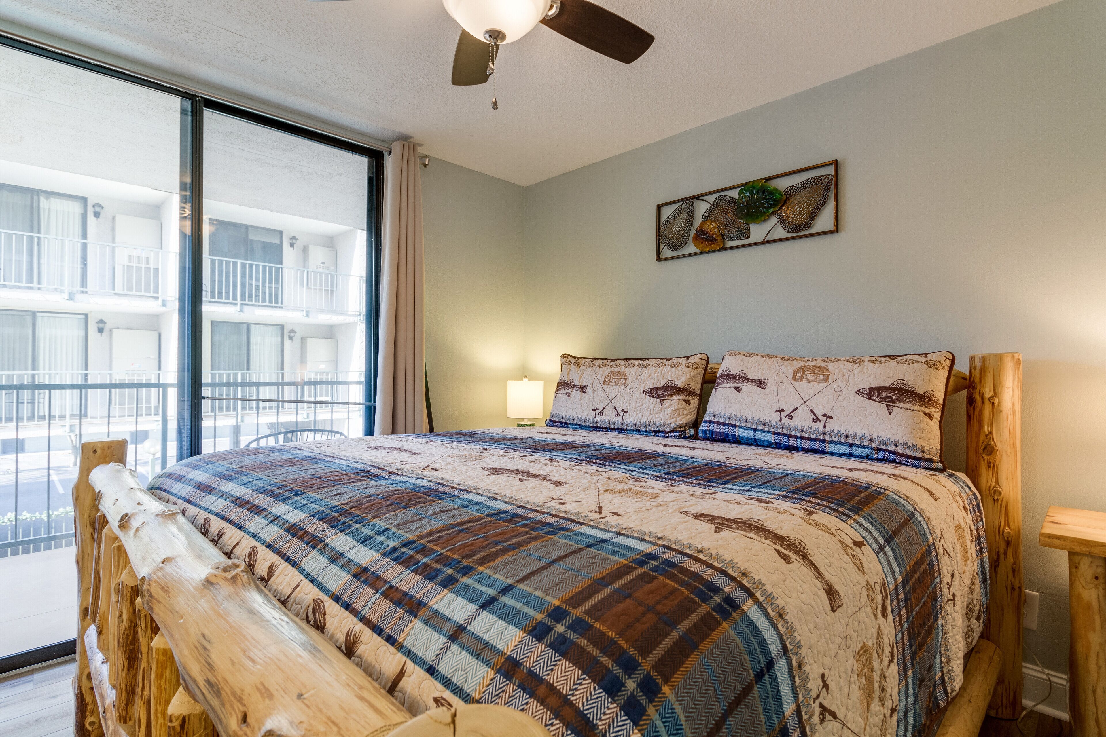 1 bedroom, iron/ironing board, WiFi (free), bed sheets