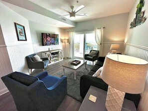 TV, DVD player, books, stereo