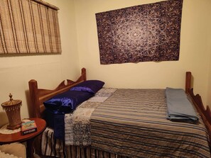2 quartos, Wi-Fi de cortesia, roupa de cama