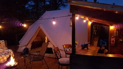 Sibley Bell Tent 2 @EvansCliff, Hot Tub! Beautiful Canyon High-rise deck 
