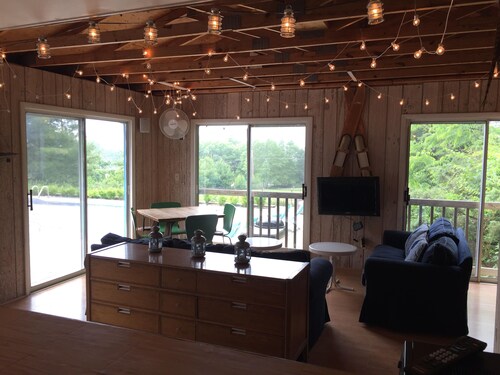 Heated Pool & Hot Tub, Golf Cart, 1 Block to Beach or Golf, 5mins to New Buffalo