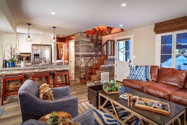 TV, fireplace, books, stereo