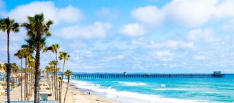 STRIKING OCEAN VIEW STUDIO D210 FACING OCEANSIDE PIER