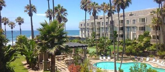 Affordable, Beautiful Condo in Gated, Family-friendly Beachfront Complex