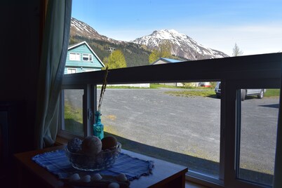 1 Block From The Beach!