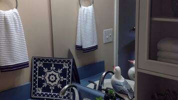 Hair dryer, towels