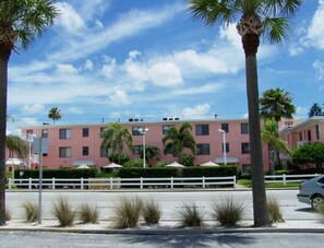 Exterior - St. Pete Beach~Upham Beach Preserve~Gulf Winds Condominium  (St Pete Beach)