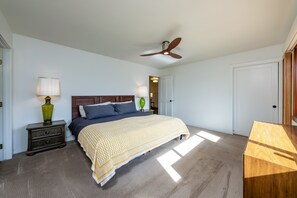 3 bedrooms, travel cot, free WiFi, bed sheets